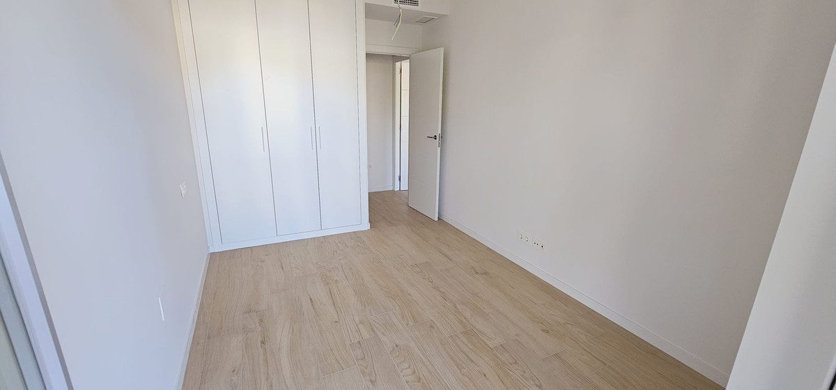 Middle Floor Apartment in Marbella, Costa del Sol – 3 beds – 430000 € - photo 31 of 36