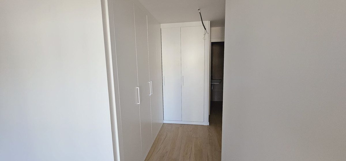 Middle Floor Apartment in Marbella, Costa del Sol – 3 beds – 430000 € - photo 34 of 36