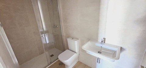 Middle Floor Apartment in Marbella, Costa del Sol – 3 beds – 430000 € - photo 35 of 36