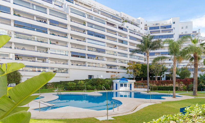 Middle Floor Apartment in Torremolinos, Costa del Sol – 2 beds – 334000 €