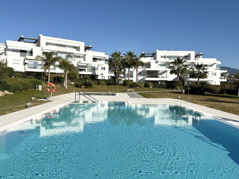 Ground Floor Apartment in Estepona, Costa del Sol – 3 beds – 795000 €