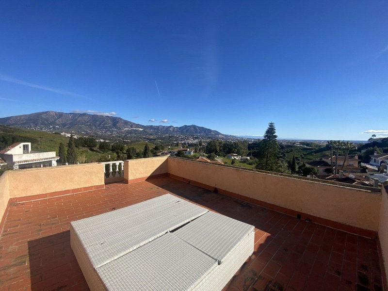Detached Villa in Mijas, Costa del Sol – 6 beds – 745000 €