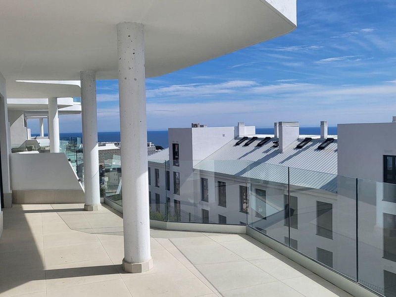 Middle Floor Apartment in Torremolinos, Costa del Sol – 2 beds – 399000 €