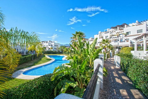 Penthouse in Torremolinos, Costa del Sol – 2 beds – 495000 € - photo 2 of 28