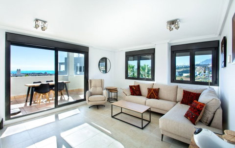 Penthouse in Torremolinos, Costa del Sol – 2 beds – 495000 € - photo 4 of 28