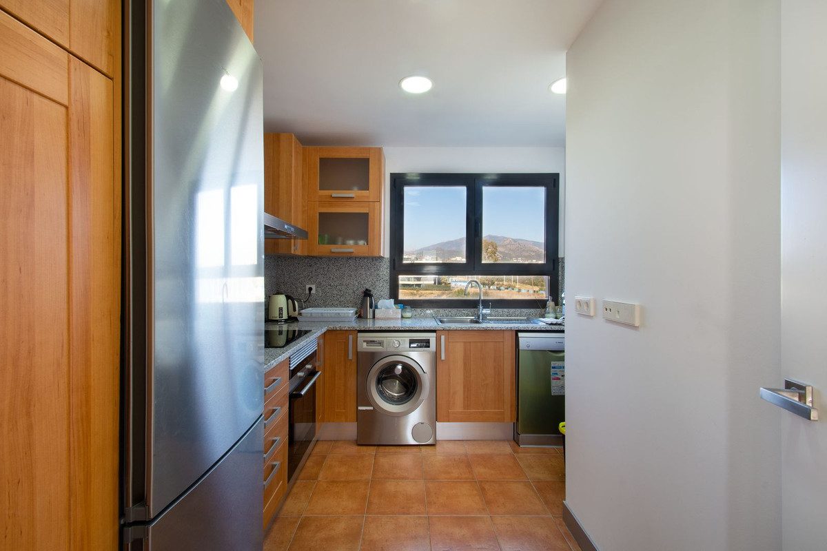 Penthouse in Torremolinos, Costa del Sol – 2 beds – 495000 € - photo 12 of 28