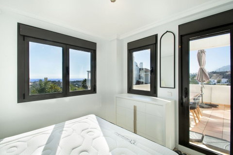 Penthouse in Torremolinos, Costa del Sol – 2 beds – 495000 € - photo 17 of 28