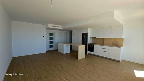 Middle Floor Apartment in Estepona, Costa del Sol – 3 beds – 499000 € - photo 6 of 34