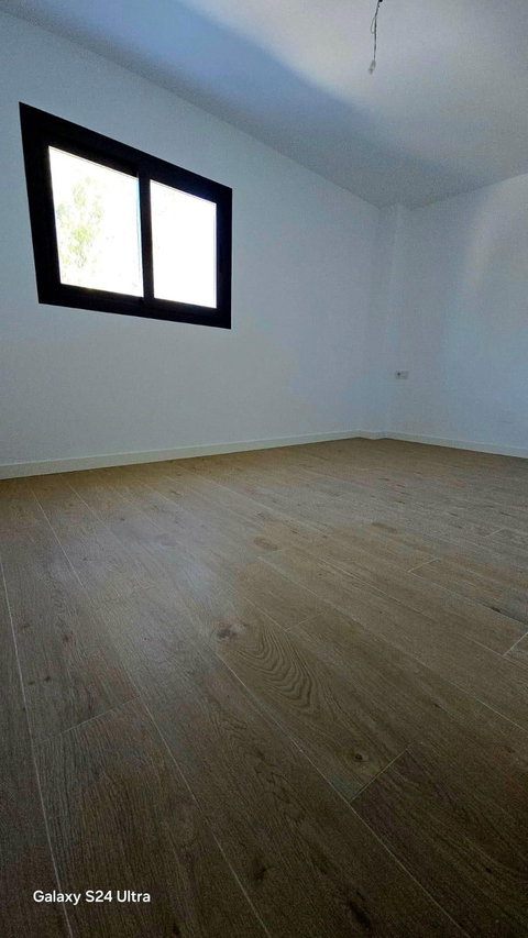 Middle Floor Apartment in Estepona, Costa del Sol – 3 beds – 499000 € - photo 23 of 34