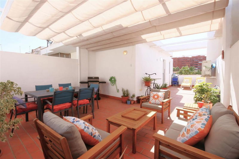 Penthouse in Estepona, Costa del Sol – 3 beds – 450000 €
