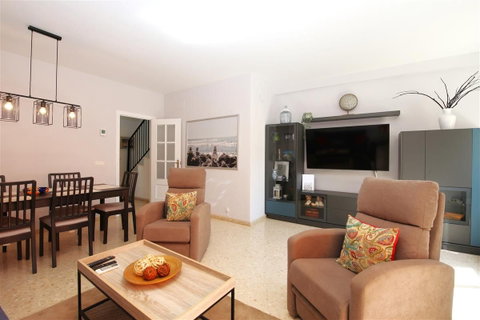 Penthouse in Estepona, Costa del Sol – 3 beds – 450000 € - photo 2 of 24
