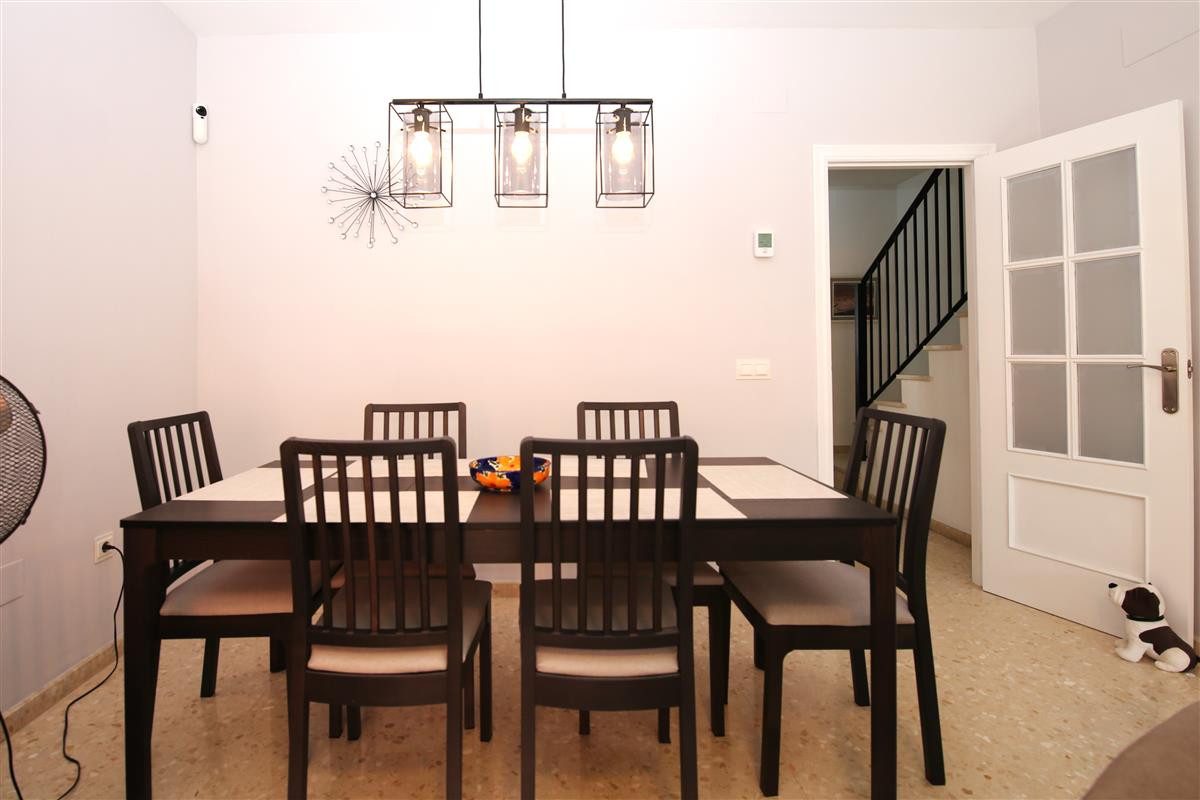 Penthouse in Estepona, Costa del Sol – 3 beds – 450000 € - photo 8 of 24
