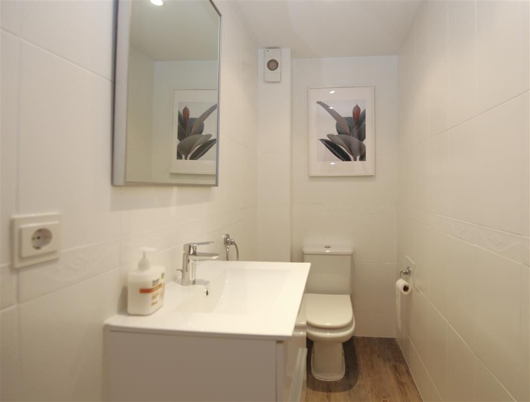 Penthouse in Estepona, Costa del Sol – 3 beds – 450000 € - photo 22 of 24