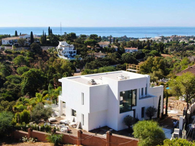 Detached Villa in Marbella, Costa del Sol – 4 beds – 3450000 €