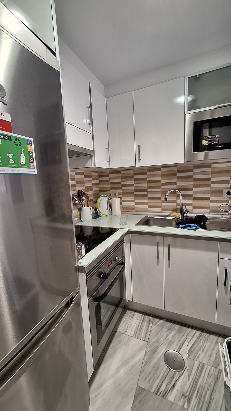Middle Floor Apartment in Marbella, Costa del Sol – 2 beds – 395000 € - photo 12 of 12