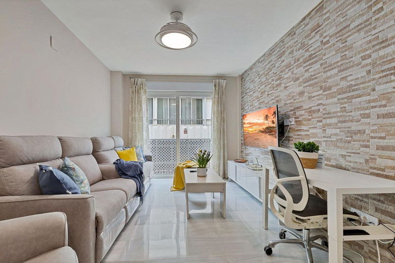 Middle Floor Apartment in Fuengirola, Costa del Sol – 3 beds – 445000 €
