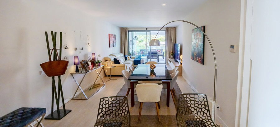 Middle Floor Apartment in Estepona, Costa del Sol – 2 beds – 515000 € - photo 1 of 50