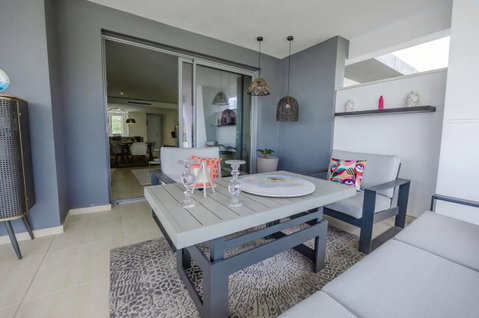 Middle Floor Apartment in Estepona, Costa del Sol – 2 beds – 515000 € - photo 26 of 50