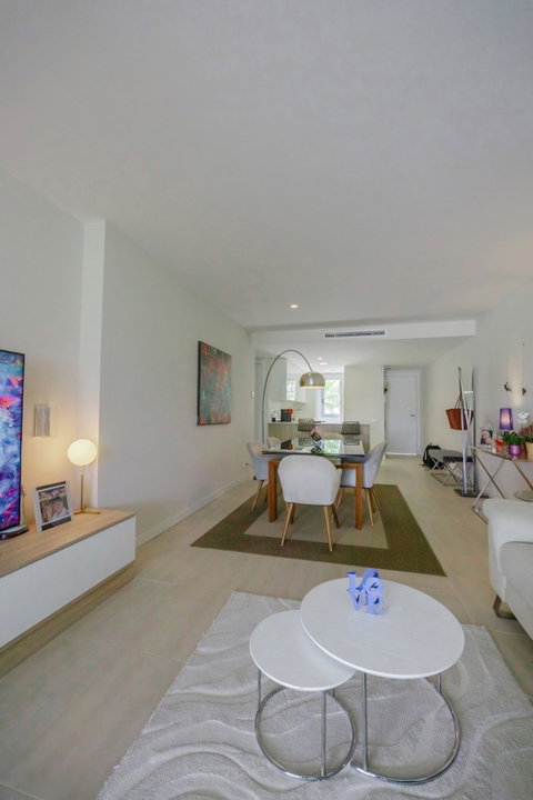 Middle Floor Apartment in Estepona, Costa del Sol – 2 beds – 515000 € - photo 30 of 50
