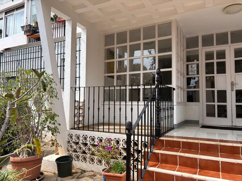 Middle Floor Apartment in Torremolinos, Costa del Sol – 3 beds – 285000 €