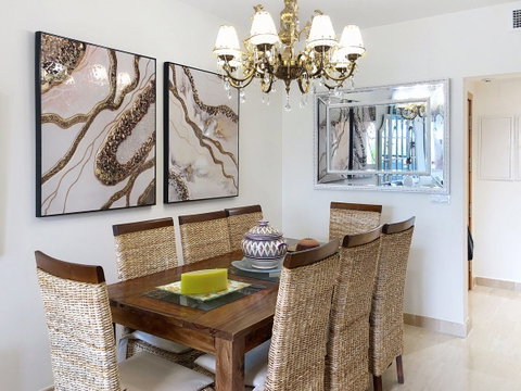 Middle Floor Apartment in Estepona, Costa del Sol – 3 beds – 499000 € - photo 10 of 52