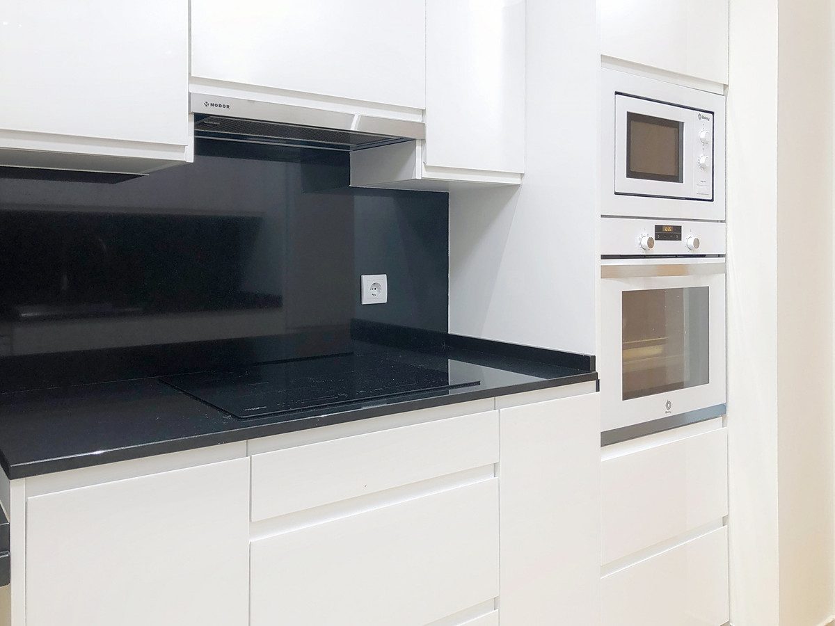 Middle Floor Apartment in Estepona, Costa del Sol – 3 beds – 499000 € - photo 20 of 52