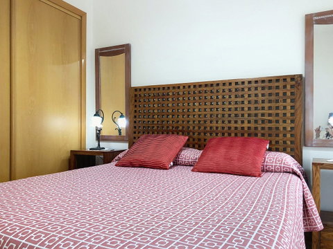 Middle Floor Apartment in Estepona, Costa del Sol – 3 beds – 499000 € - photo 32 of 52