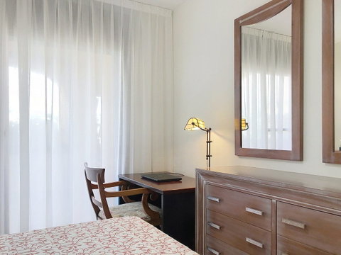 Middle Floor Apartment in Estepona, Costa del Sol – 3 beds – 499000 € - photo 36 of 52