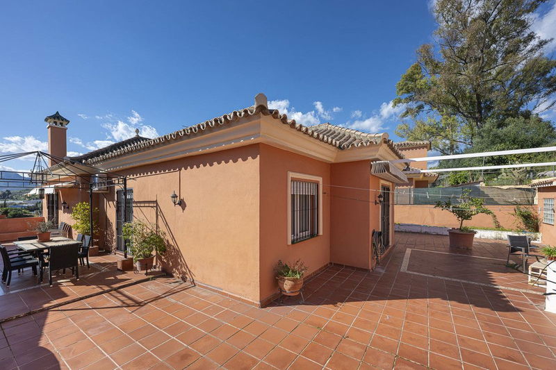 Detached Villa in Benahavís, Costa del Sol – 4 beds – 637000 €