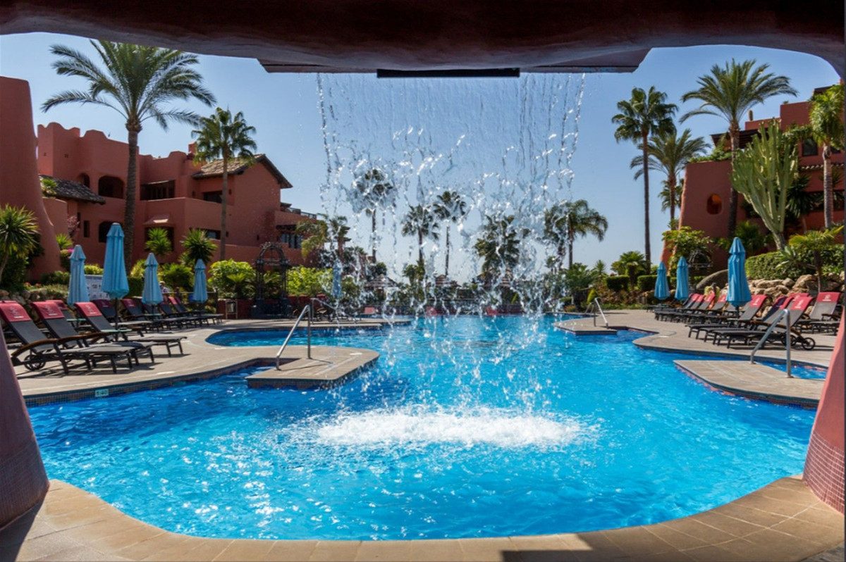Penthouse in Estepona, Costa del Sol – 3 beds – 2995000 € - photo 6 of 13