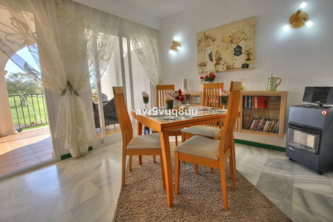Middle Floor Apartment in Mijas, Costa del Sol – 2 beds – 295000 € - photo 7 of 20