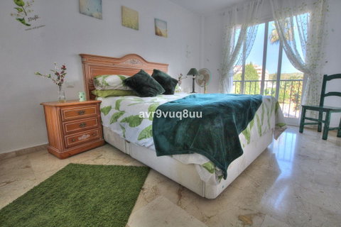 Middle Floor Apartment in Mijas, Costa del Sol – 2 beds – 295000 € - photo 9 of 20