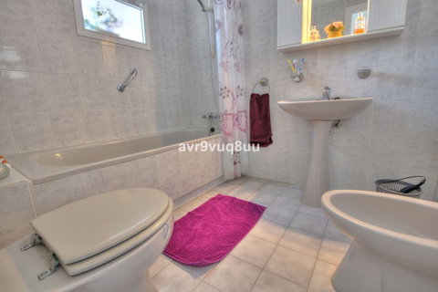 Middle Floor Apartment in Mijas, Costa del Sol – 2 beds – 295000 € - photo 11 of 20