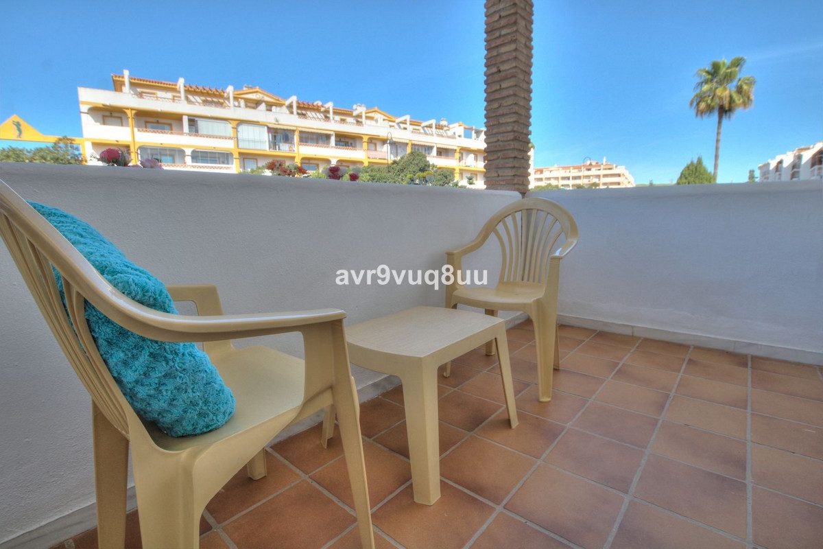 Middle Floor Apartment in Mijas, Costa del Sol – 2 beds – 295000 € - photo 14 of 20
