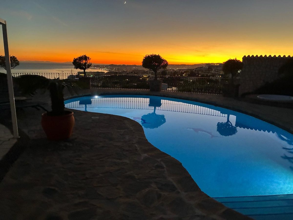 Detached Villa in Benalmadena, Costa del Sol – 4 beds – 2695000 € - photo 3 of 73