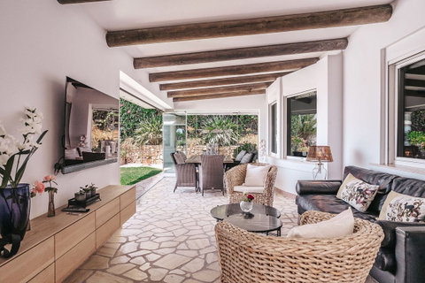 Detached Villa in Benalmadena, Costa del Sol – 4 beds – 2695000 € - photo 20 of 73