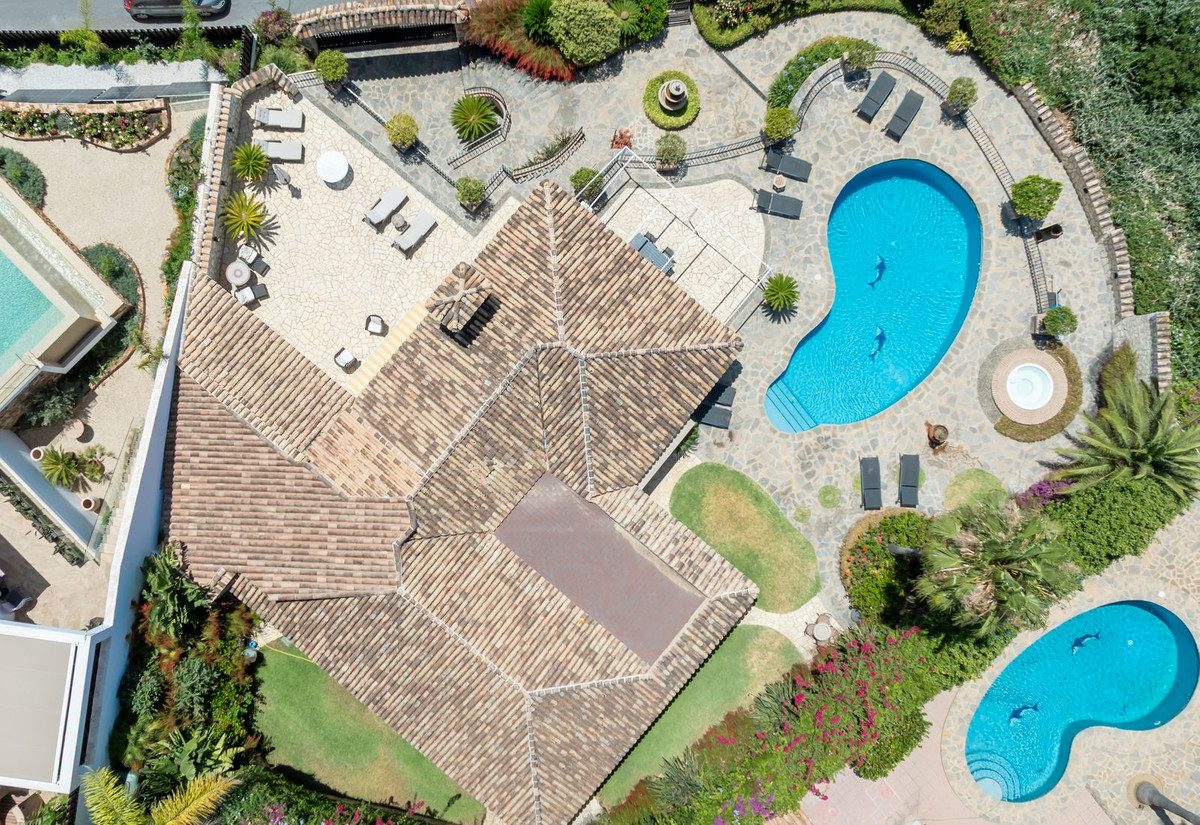 Detached Villa in Benalmadena, Costa del Sol – 4 beds – 2695000 € - photo 22 of 73