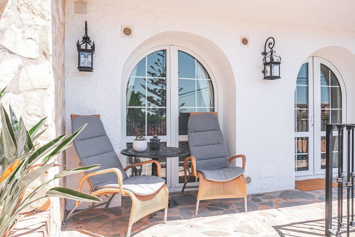 Detached Villa in Benalmadena, Costa del Sol – 4 beds – 2695000 € - photo 36 of 73