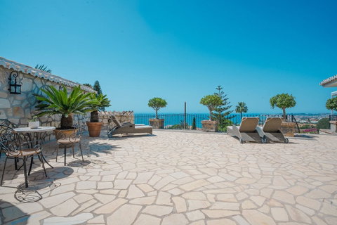 Detached Villa in Benalmadena, Costa del Sol – 4 beds – 2695000 € - photo 51 of 73
