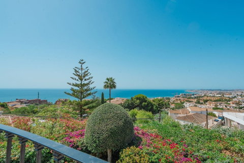 Detached Villa in Benalmadena, Costa del Sol – 4 beds – 2695000 € - photo 59 of 73