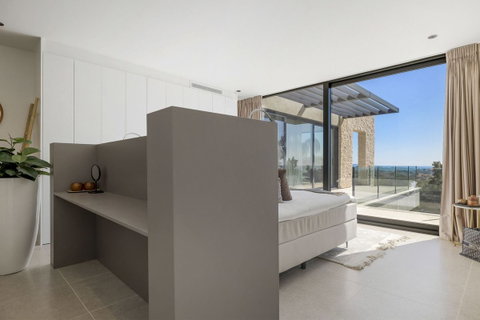 Detached Villa in Benahavís, Costa del Sol – 5 beds – 4950000 € - photo 25 of 42