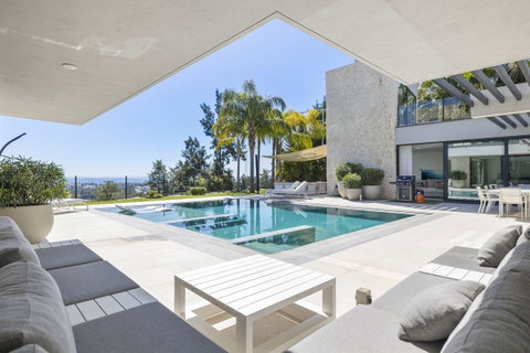Detached Villa in Benahavís, Costa del Sol – 5 beds – 4950000 € - photo 36 of 42