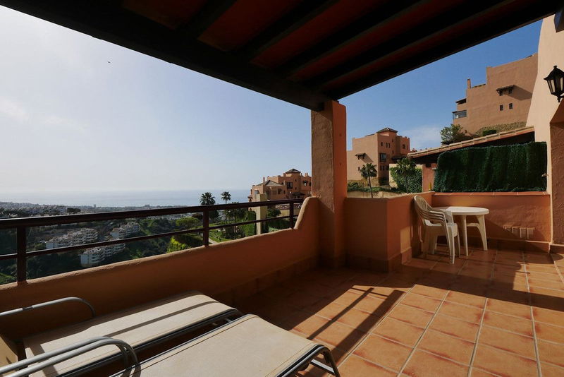 Middle Floor Apartment in Torremolinos, Costa del Sol – 2 beds – 284900 €