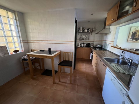 Ground Floor Apartment in Estepona, Costa del Sol – 2 beds – 335000 € - photo 6 of 12