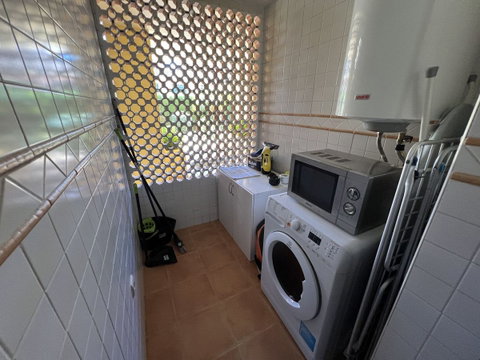 Ground Floor Apartment in Estepona, Costa del Sol – 2 beds – 335000 € - photo 7 of 12
