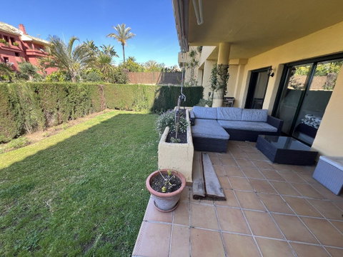 Ground Floor Apartment in Estepona, Costa del Sol – 2 beds – 335000 € - photo 12 of 12