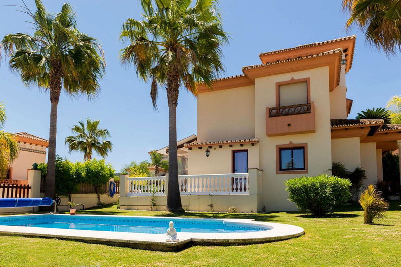 Semi-Detached House in Torremolinos, Costa del Sol – 4 beds – 599000 €