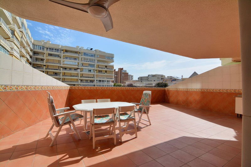 Middle Floor Apartment in Fuengirola, Costa del Sol – 3 beds – 480000 €