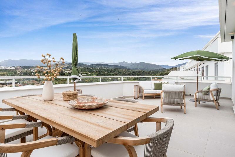 Penthouse in Estepona, Costa del Sol – 3 beds – 650000 €
