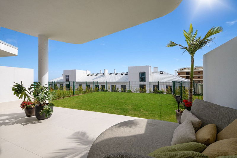 Ground Floor Apartment in Fuengirola, Costa del Sol – 3 beds – 695000 €